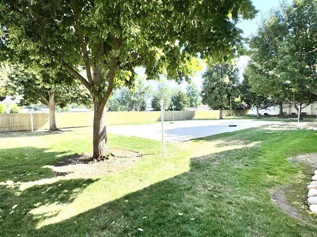 More Photos Of 10673 W Halstead Ln, Boise Specialty For Sale