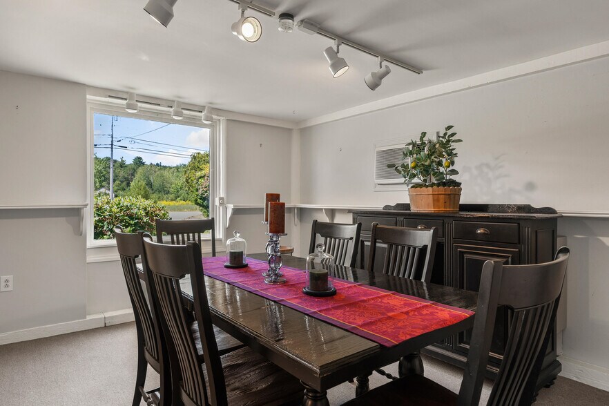 More Photos Of 2049 Post Rd, Wells General Retail For Sale