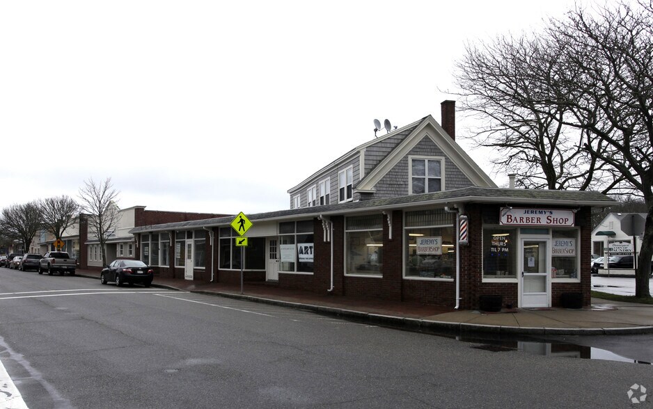 More Photos Of 667-681 Main St, Dennis Port Storefront For Lease