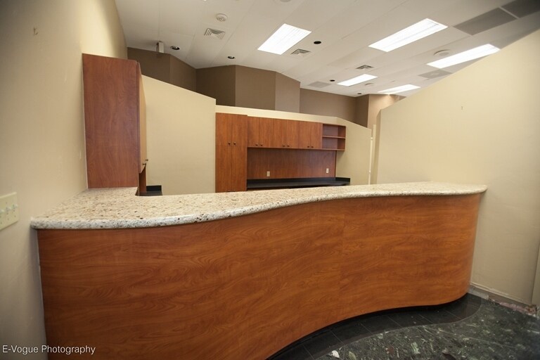 More Photos Of 6430 Richmond Ave, Houston Office Residential For Lease