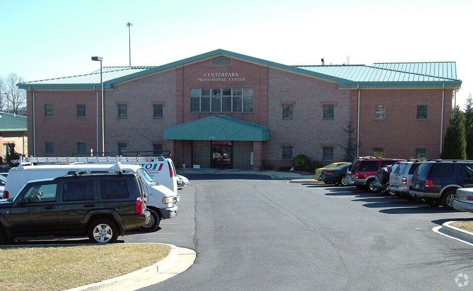 More Photos Of 604 Solarex Ct, Frederick Medical For Lease