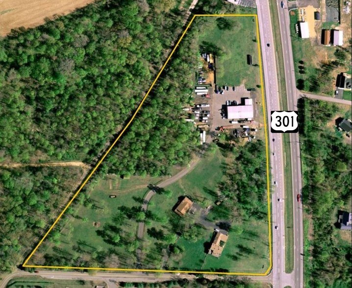 More Photos Of 11275 Edge Hill Rd, Newburg Service For Sale
