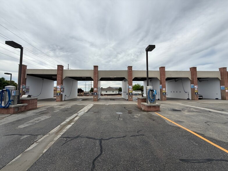 More Photos Of 115 E 1800 N, North Logan Carwash For Sale