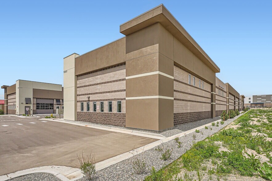 More Photos Of 10264 Dransfeldt Pl, Parker Showroom For Sale