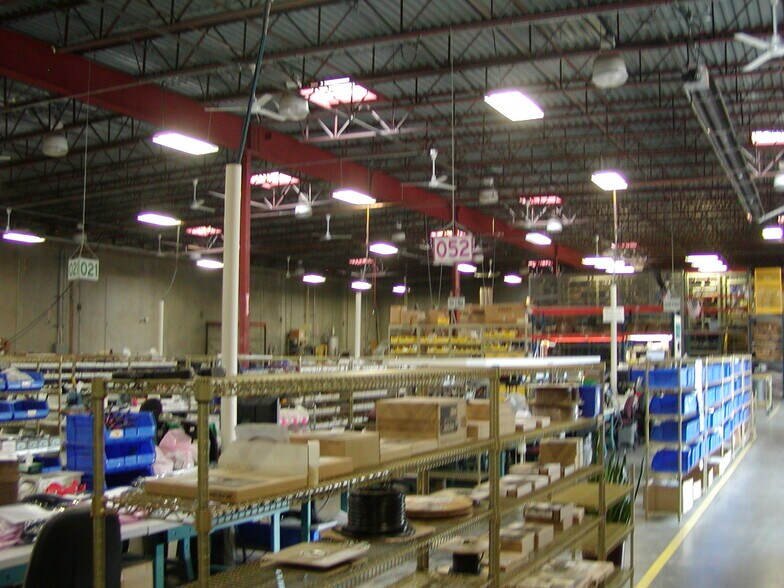 More Photos Of 340 E 56th Ave, Denver Manufacturing For Lease