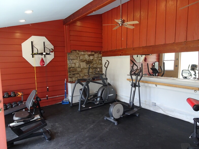 More Photos Of 1577 Route 52, Fishkill Hospitality For Sale
