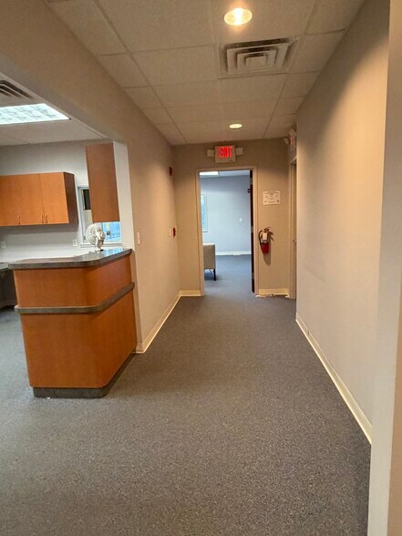 More Photos Of 97 Cedar Grove Ln, Somerset Office For Lease