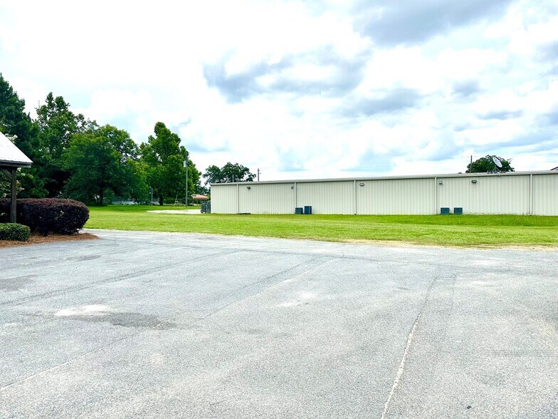 More Photos Of 8419 Valdosta Hwy, Morven Restaurant For Sale