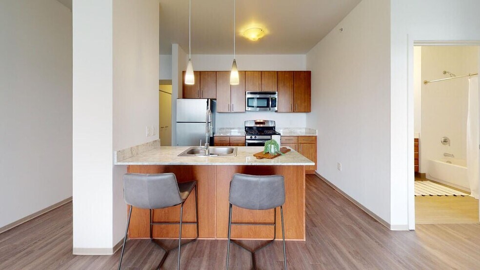More Photos Of 1369 Spruce Pl, Minneapolis Apartments For Lease