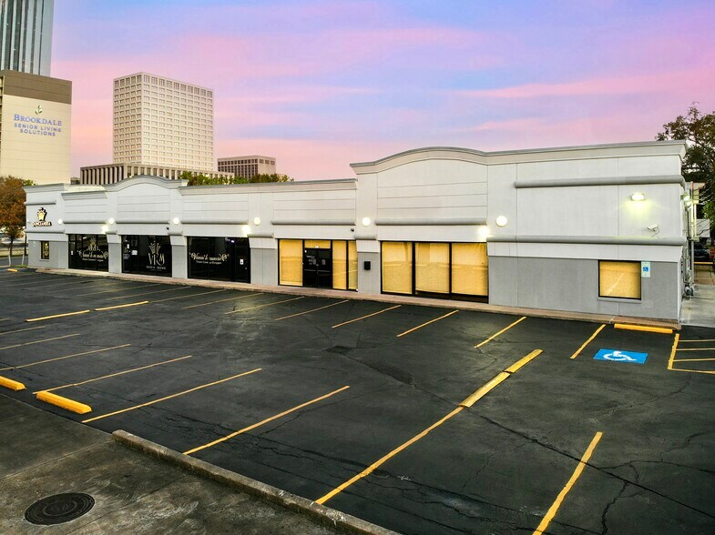 More Photos Of 2901 W Loop Fwy S, Houston Unknown For Lease