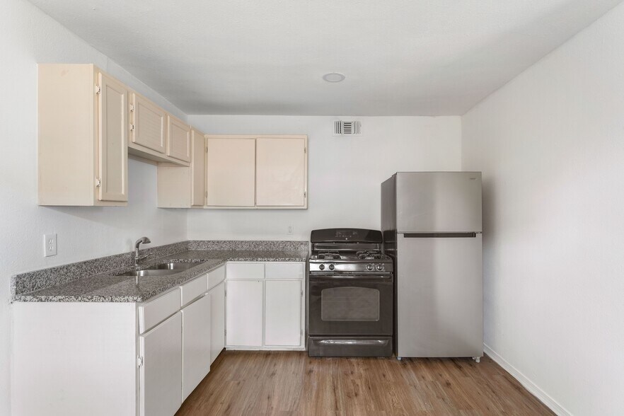 More Photos Of 2807 Observation Dr, San Antonio Apartments For Sale