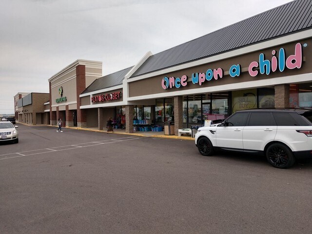 More Photos Of 8317-8361 Springboro Pike, Miamisburg Unknown For Lease