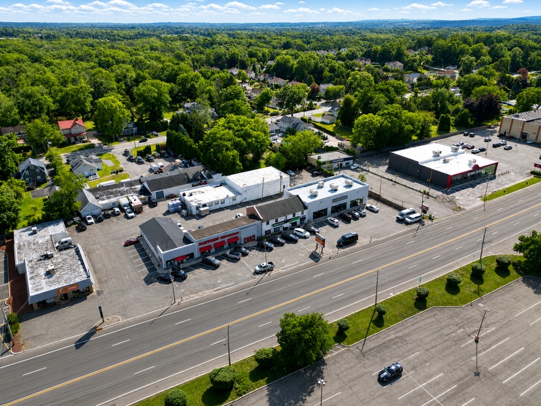 More Photos Of 389 State Route 10, East Hanover Storefront For Lease
