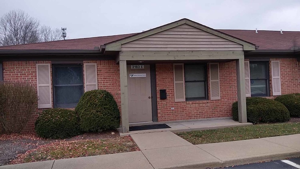 More Photos Of 3183-3185 Beaver Vu Dr, Dayton Office For Lease