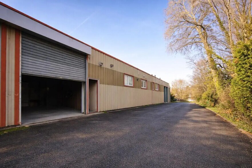 More Photos Of 68 Chemin De La Flambère, Toulouse Flex For Lease