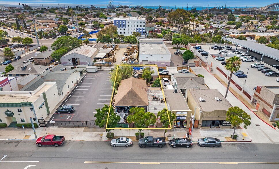 Primary Photo Of 2557-2559 Imperial Ave, San Diego General Retail For Sale
