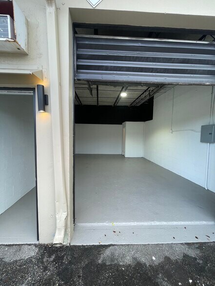More Photos Of 3507-3530 NW 10th Ave, Oakland Park Warehouse For Lease
