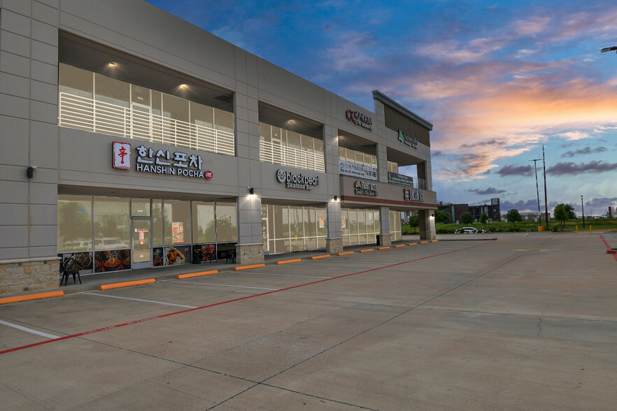 Primary Photo Of 1227 Grand West Blvd, Katy Storefront For Sale