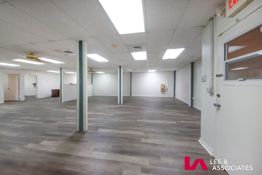 More Photos Of 1401 SW 8th St, Pompano Beach Warehouse For Lease