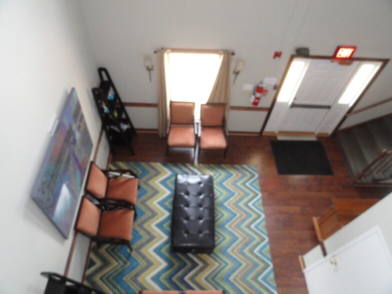 More Photos Of 4102 George Washington Mem Hwy, Yorktown Office For Lease