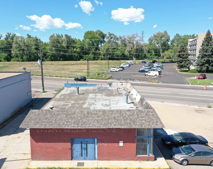 More Photos Of 2235 S Syracuse Way, Denver Freestanding For Sale