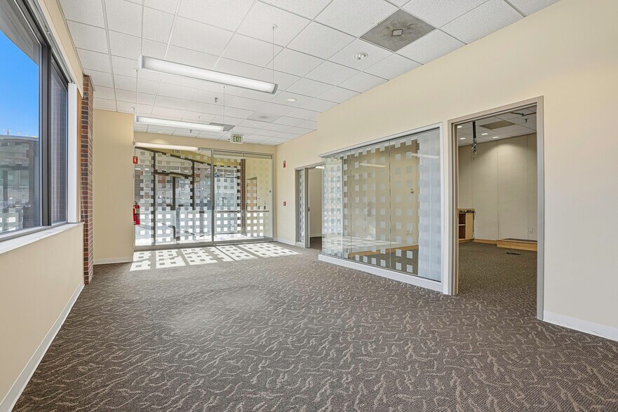 Primary Photo Of 625 Main St, Fitchburg Office Residential For Lease