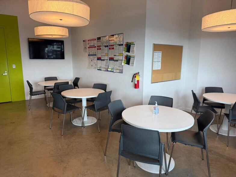 More Photos Of 7950 NW 53rd St, Doral Medical For Sale