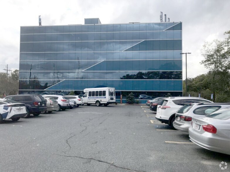 More Photos Of 463 Worcester Rd, Framingham Medical For Lease