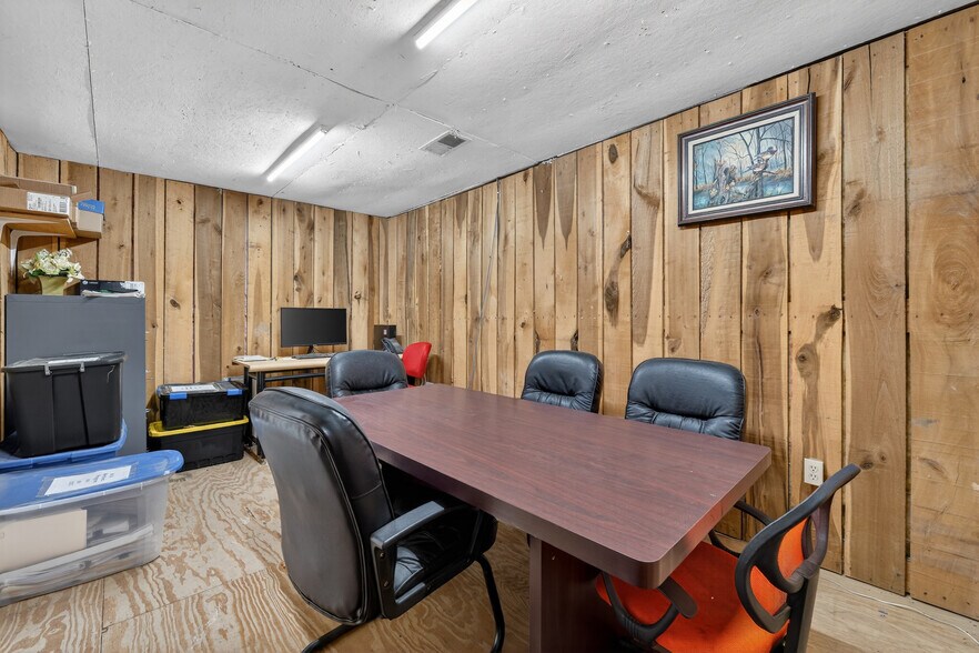 More Photos Of 2668 Huntsville Hwy, Fayetteville General Retail For Sale