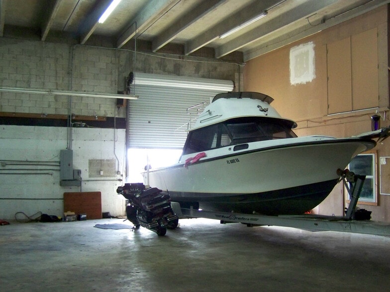 More Photos Of 10460 SW 187th Ter, Miami Warehouse For Sale