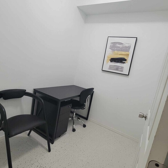 More Photos Of 1982 Main St E, Snellville Storefront For Sale