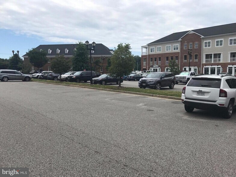 More Photos Of 13895 Hedgewood Dr, Woodbridge Medical For Lease