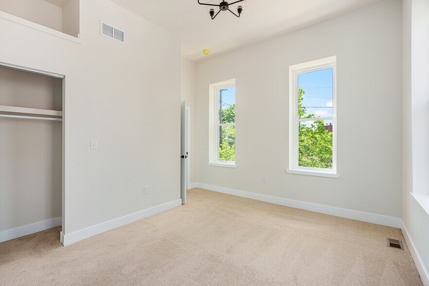 More Photos Of 151 York St, Pottstown Apartments For Sale