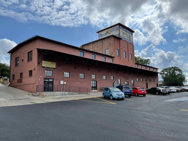 Primary Photo Of 323 N Patton Ave, Springfield Office For Sale