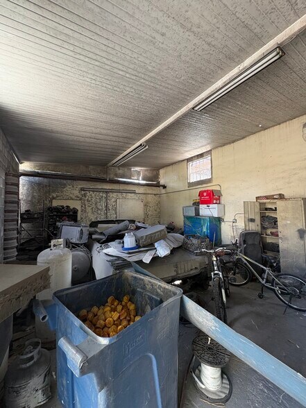 More Photos Of 3071 NW 54th St, Miami Warehouse For Sale