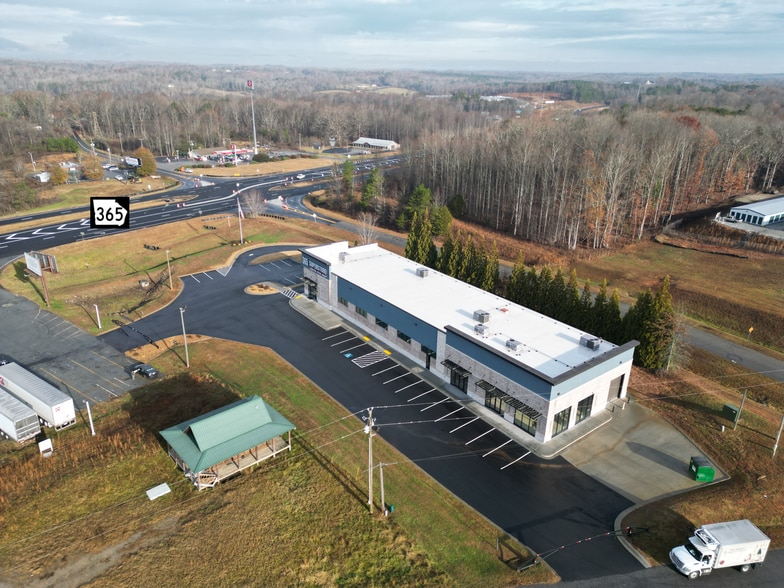 More Photos Of 3840 State Rte 365, Alto Storefront For Lease