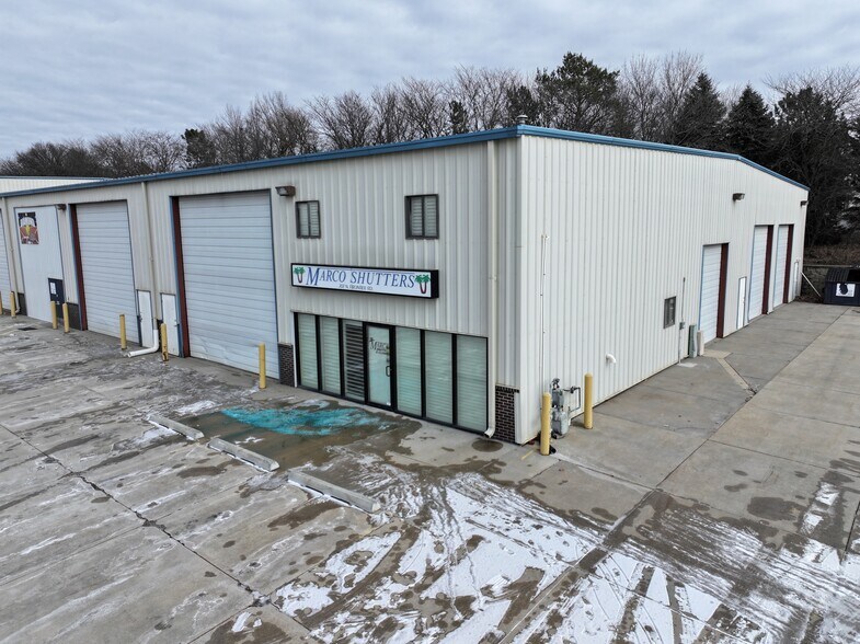 Primary Photo Of 707 N Frontier Rd, Papillion Industrial For Sale