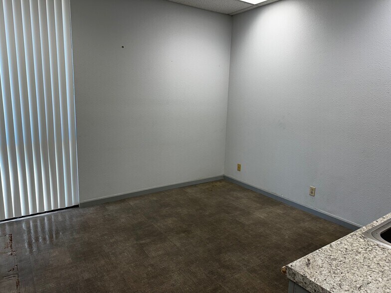 More Photos Of 2592 Notre Dame Blvd, Chico Office For Lease