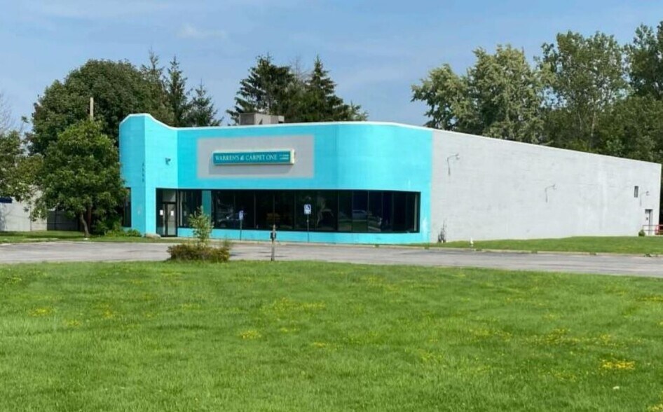 More Photos Of 2965 Niagara Falls Blvd, Amherst Warehouse For Sale