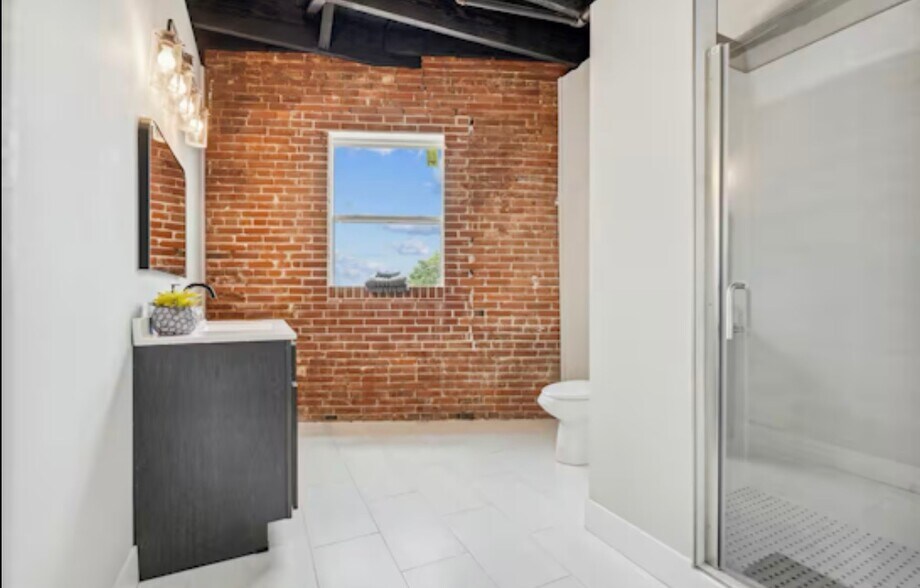 More Photos Of 1609-1619 North Broadway, Saint Louis Apartments For Sale