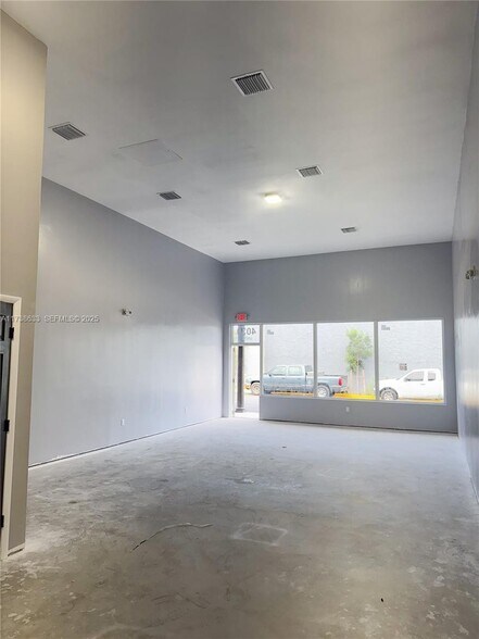 More Photos Of 4030 Pembroke Rd, Hollywood Freestanding For Sale