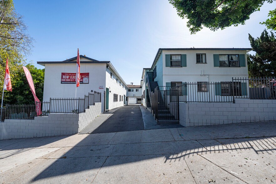 Primary Photo Of 806 E Hyde Park Blvd, Inglewood Apartments For Sale