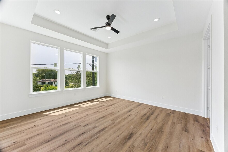 More Photos Of 5106 Ricky St, Houston Specialty For Sale