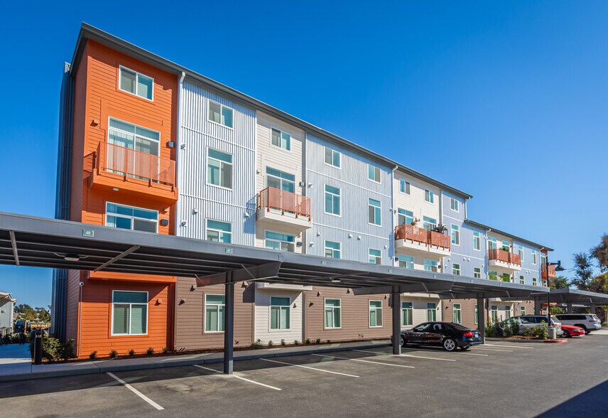 More Photos Of 2500 Cannery Loop, Davis Apartments For Sale