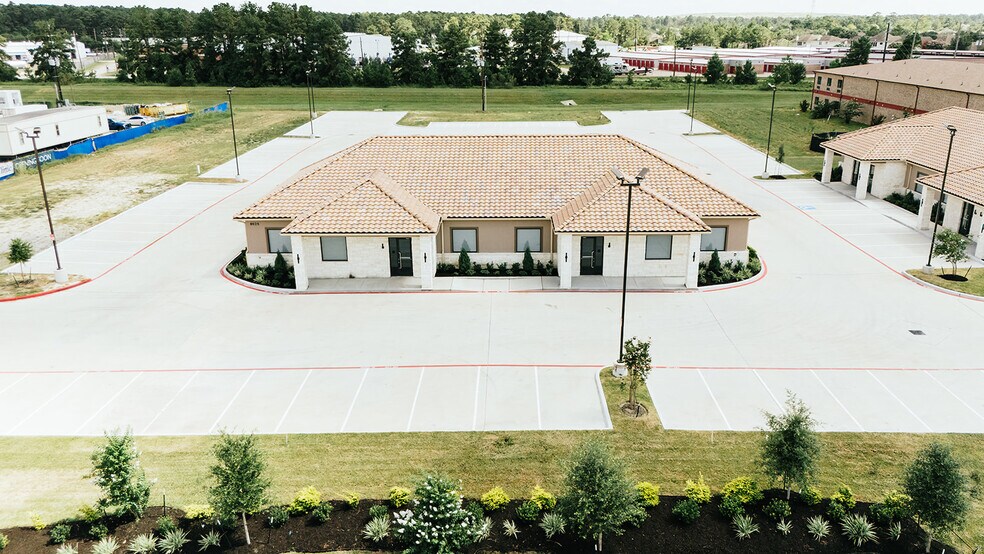 More Photos Of 8525 N Sam Houston Pkwy E, Humble Office For Sale