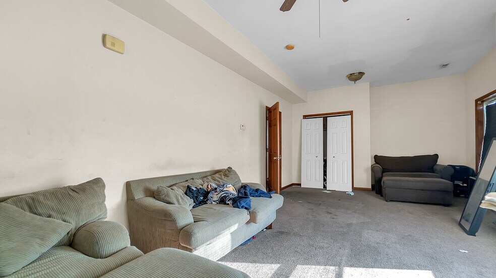 More Photos Of 13257-59 S Baltimore Ave, Chicago Storefront Retail Residential For Sale