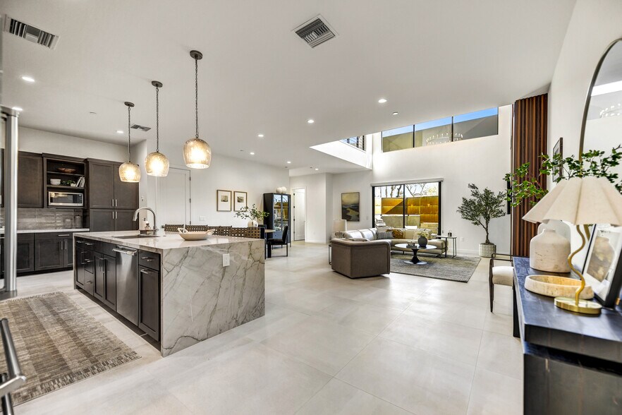 More Photos Of 6525 E Cave Creek Rd, Cave Creek Apartments For Sale