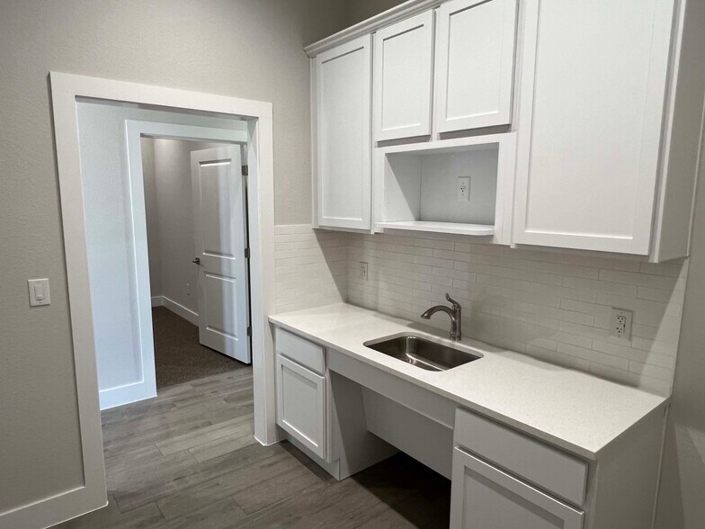 More Photos Of 2951 FM 1460, Georgetown Medical For Sale