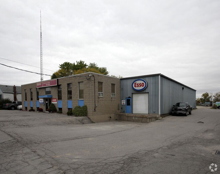 Primary Photo Of 79 Mountainview Rd, Halton Hills Warehouse For Lease