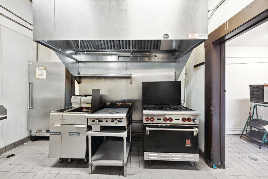 More Photos Of 1900-1904 Folsom St, San Francisco Apartments For Sale